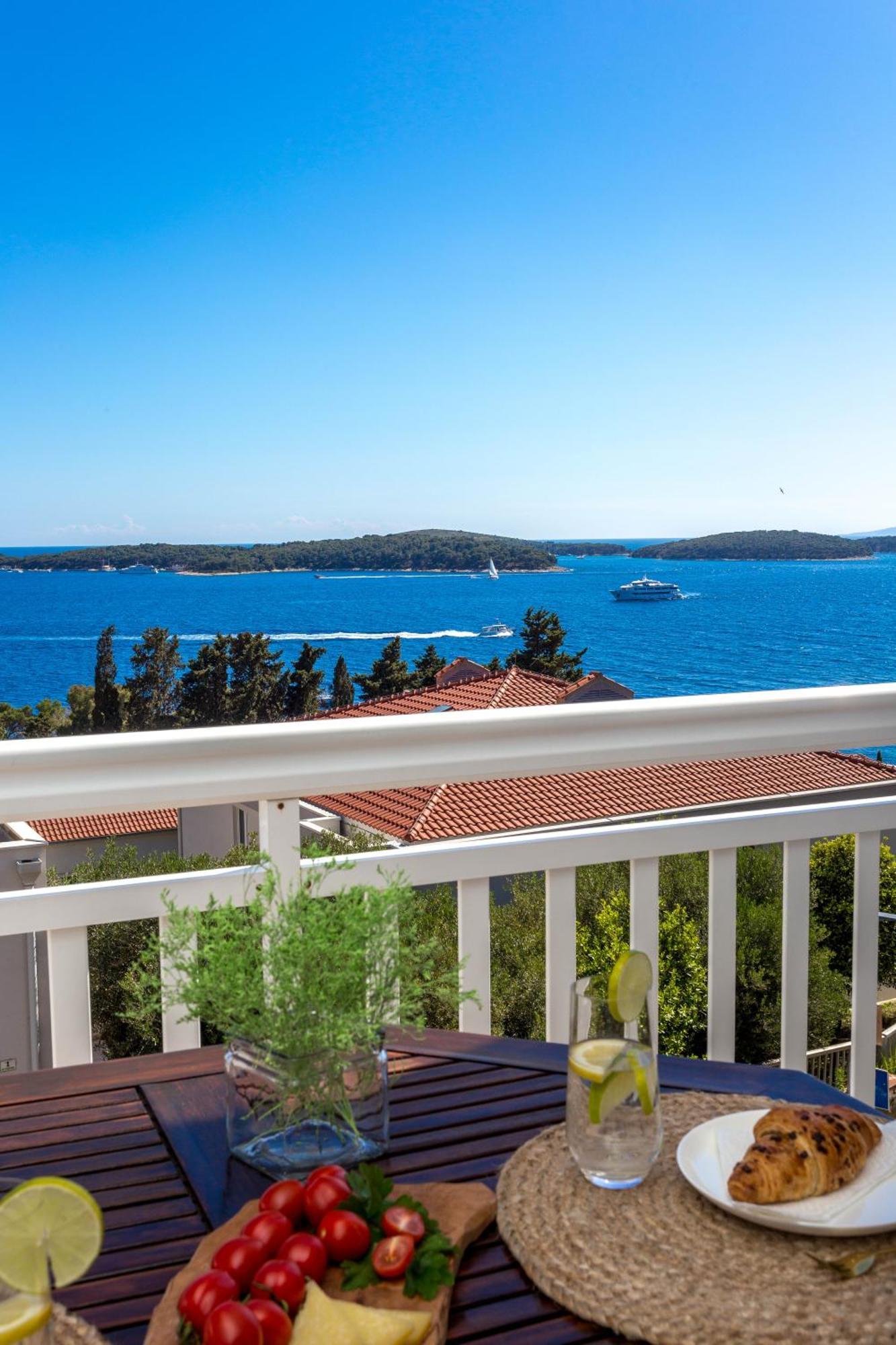 Tia Hvar Top View Apartment هفار المظهر الخارجي الصورة